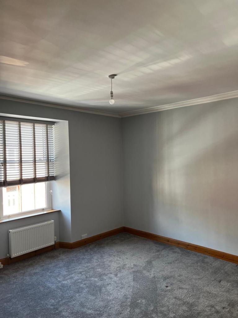 2 Bedroom Upstairs Flat Rent