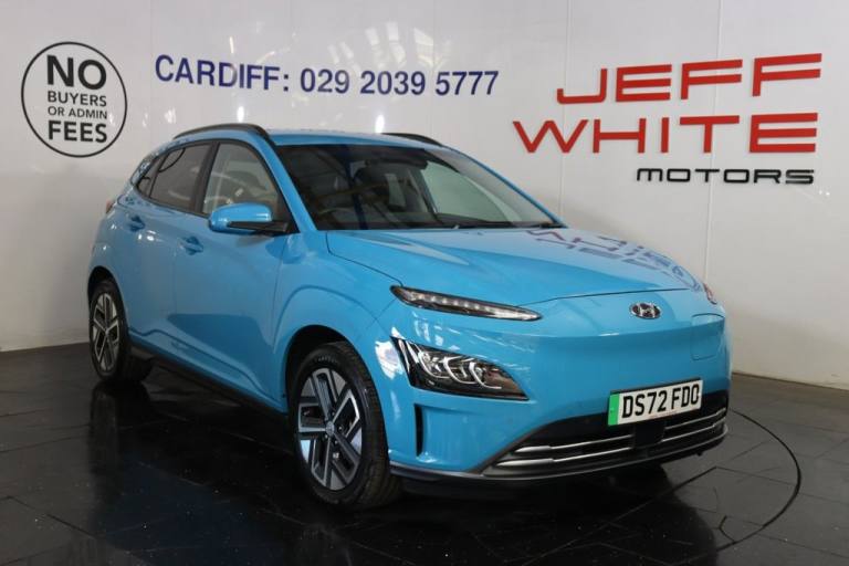 2022 Hyundai KONA 64kWh Premium 5dr Auto (APPLE CAR PLAY, SAT NAV) HATCHBACK ELECTRIC Automatic
