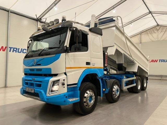 FMX 420 8x4 Sleeper Cab Steel Tipper