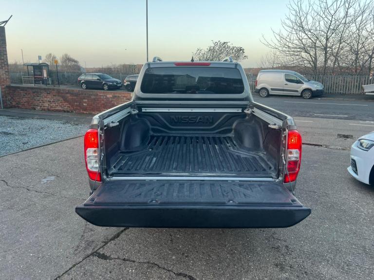 2019 Nissan Navara Double Cab Pick Up Tekna 2.3dCi 190 4WD Auto PICK UP DIESEL Automatic