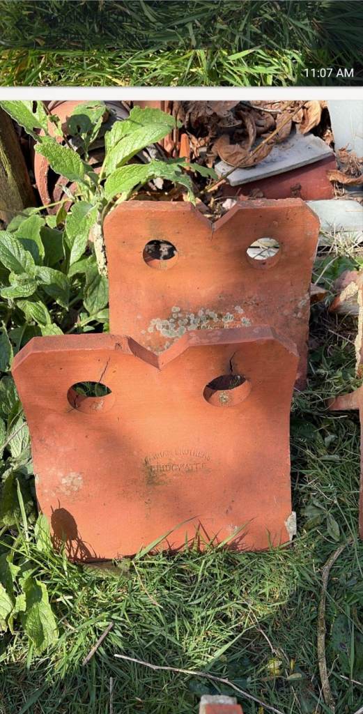 Reclaimed Clay Ridge Tiles Graham Brothers Redcliffe Roof Tiles Job Lot