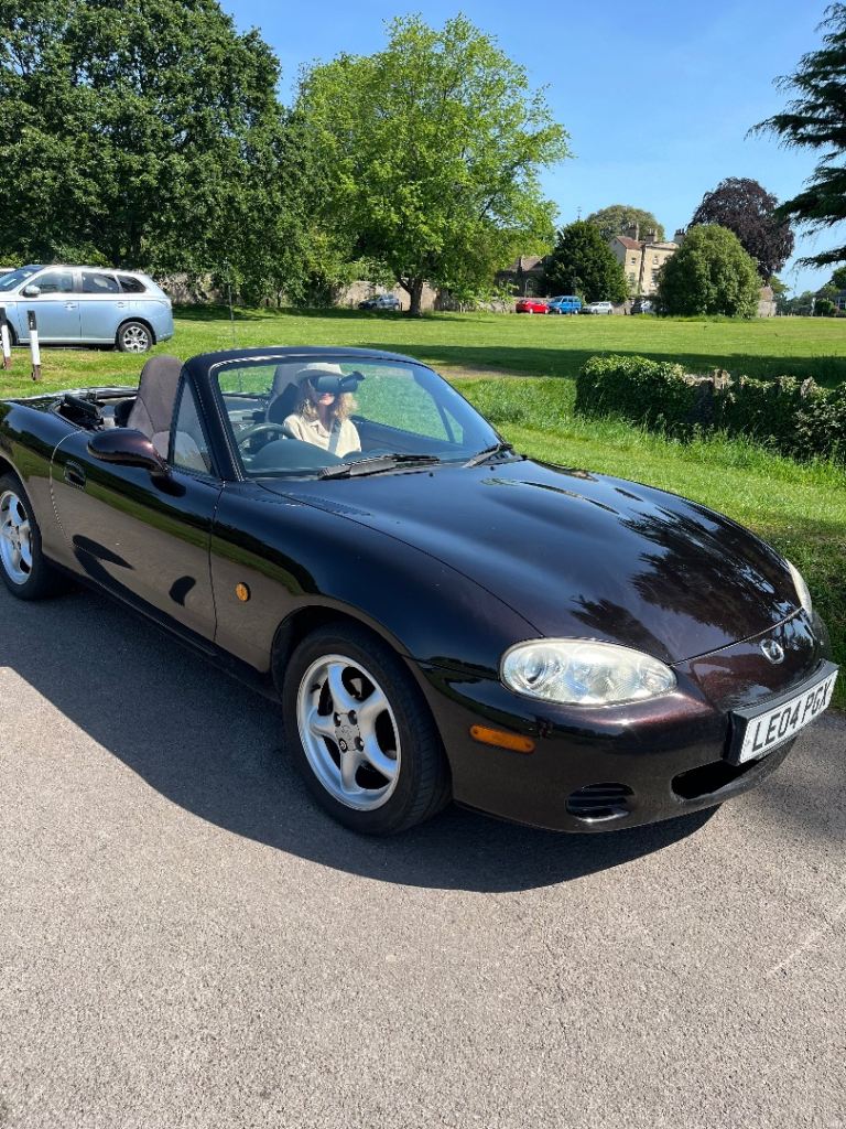 Mazda, MX-5, Convertible, 2004, Manual, 1839 (cc), 2 doors