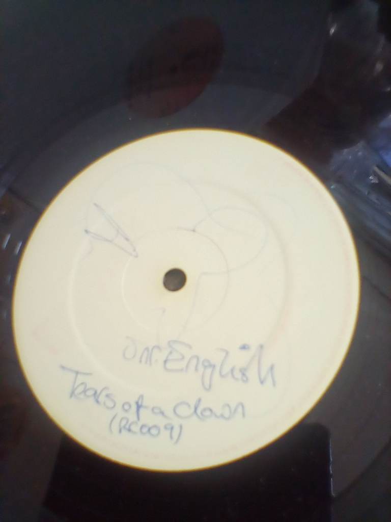 Jnr ENGLISH, TEARS OF A CLOWN , 12 INCH VINYL EP, . White label,. 