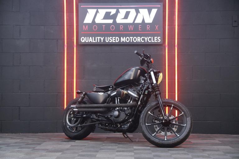 2016 Harley Davidson 883 XL883N Iron CUSTOM BOBBER