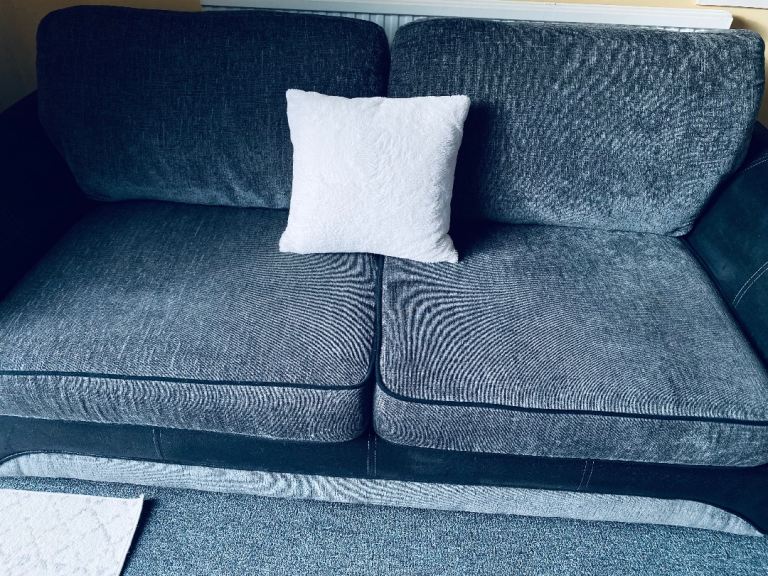 DFS SOFA VGC - DELIVERY AVAILABLE 