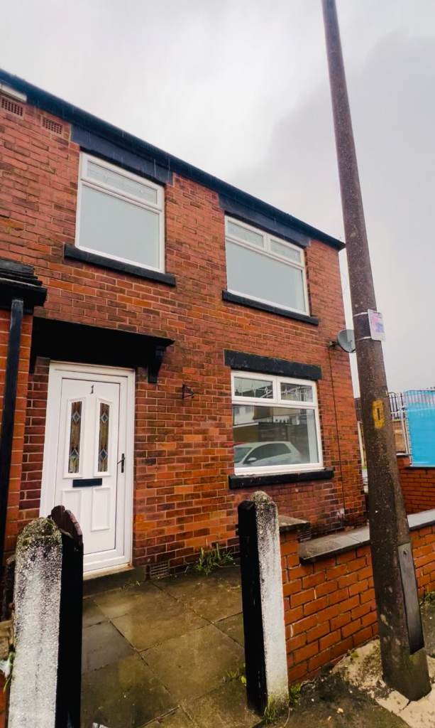 Newly Refurbished 3-Bed Semi | Family Home | Horwich BL6