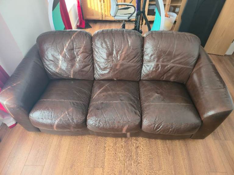 Free Brown Leather 3-Seater Sofa – Good Condition