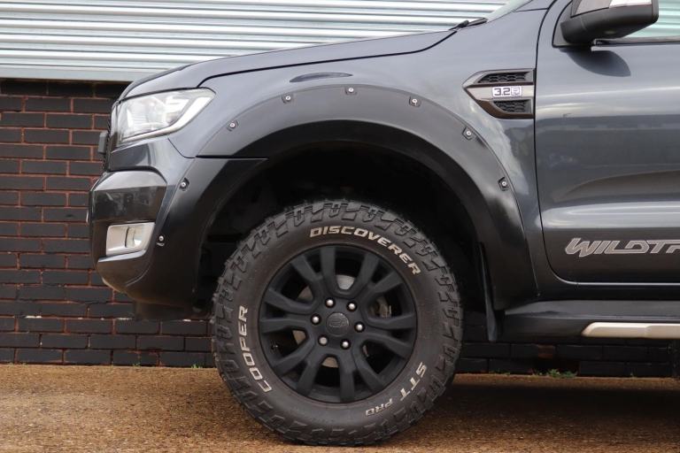 Ford Ranger 3.2 TDCi Wildtrak Auto - RAPTOR LOOKS 