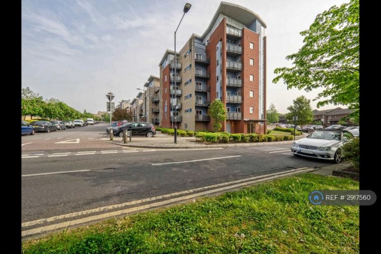 2 bedroom flat in Moore View, Wembley, HA9 (2 bed) (#2917560)