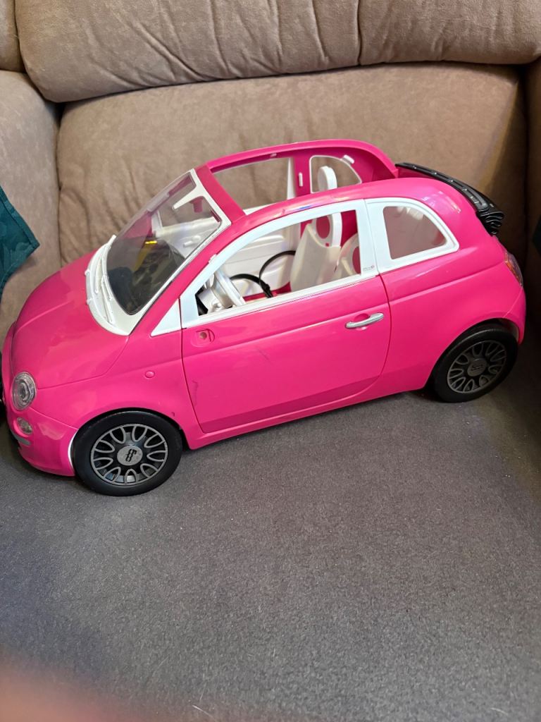 Barbie Fiat 500 car