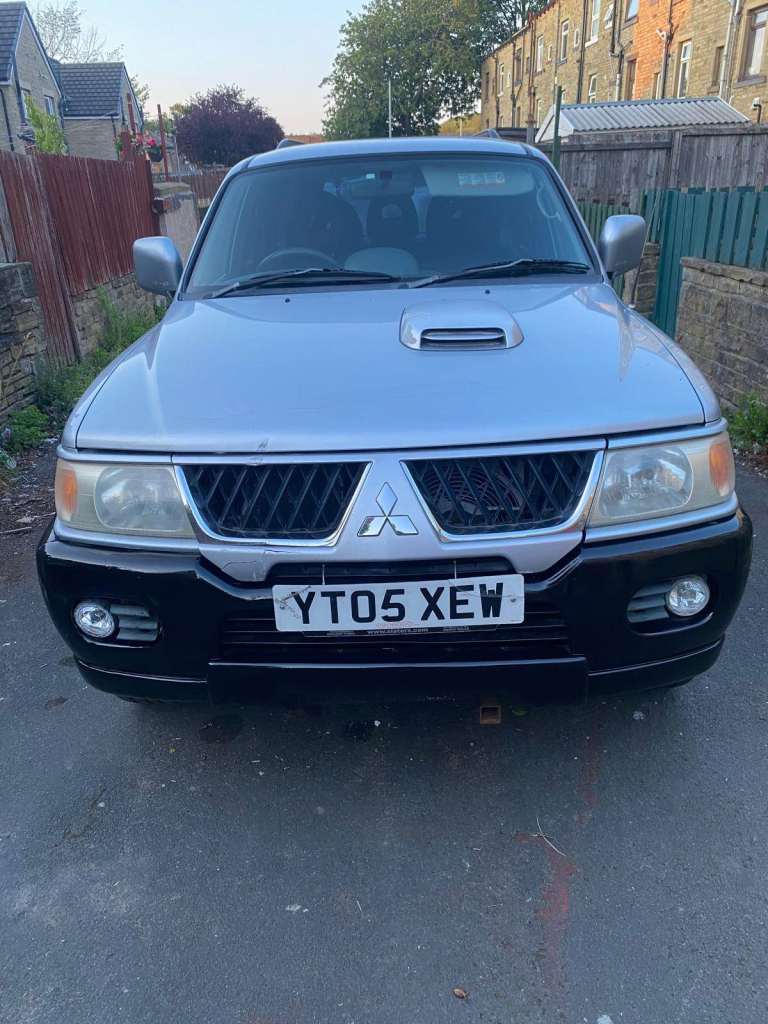 Mitsubishi Shogun Sport Warrior 2.5TD