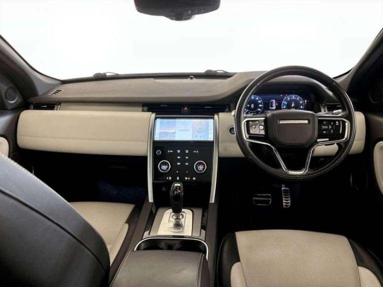 2021 Land Rover Discovery Sport 1.5 P300e 12.2kWh R-Dynamic HSE Auto 4WD Euro 6 (s/s) 5dr Automat...