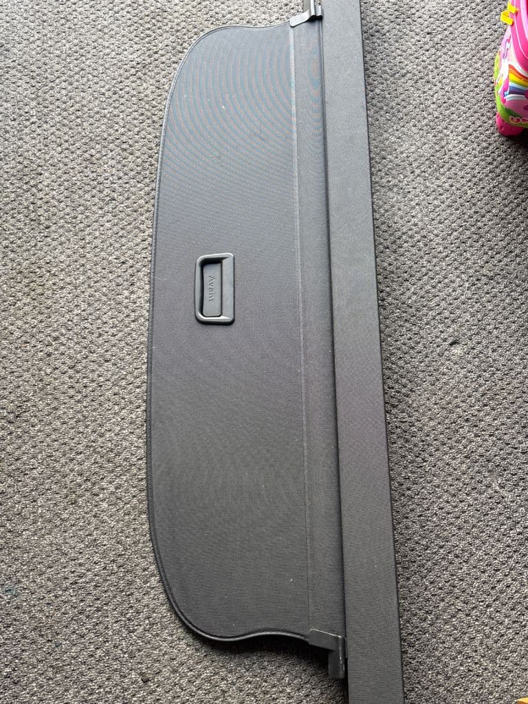 Audi a6 avant c7 - 2012 roller parcel shelf