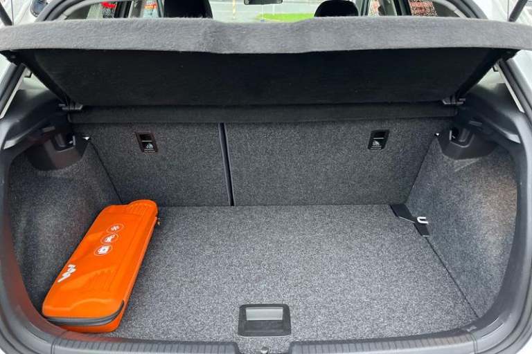 2021 Volkswagen Polo 1.0 EVO 80 Beats 5dr - APPLE CAR PLAY, FULLY SERVICED, LOW INSURANCE Manual ...