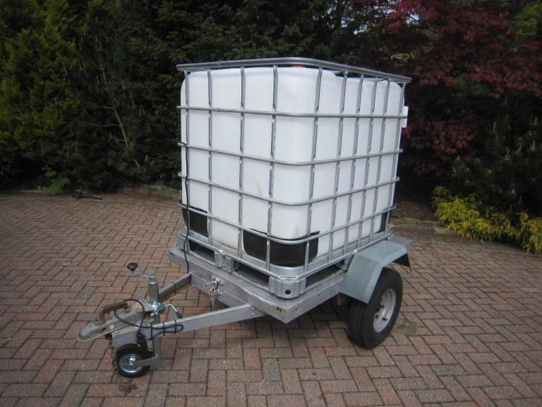 Daxara 156 flatbed trailer ,Schultz IBC tank, Jockey wheel, Light board