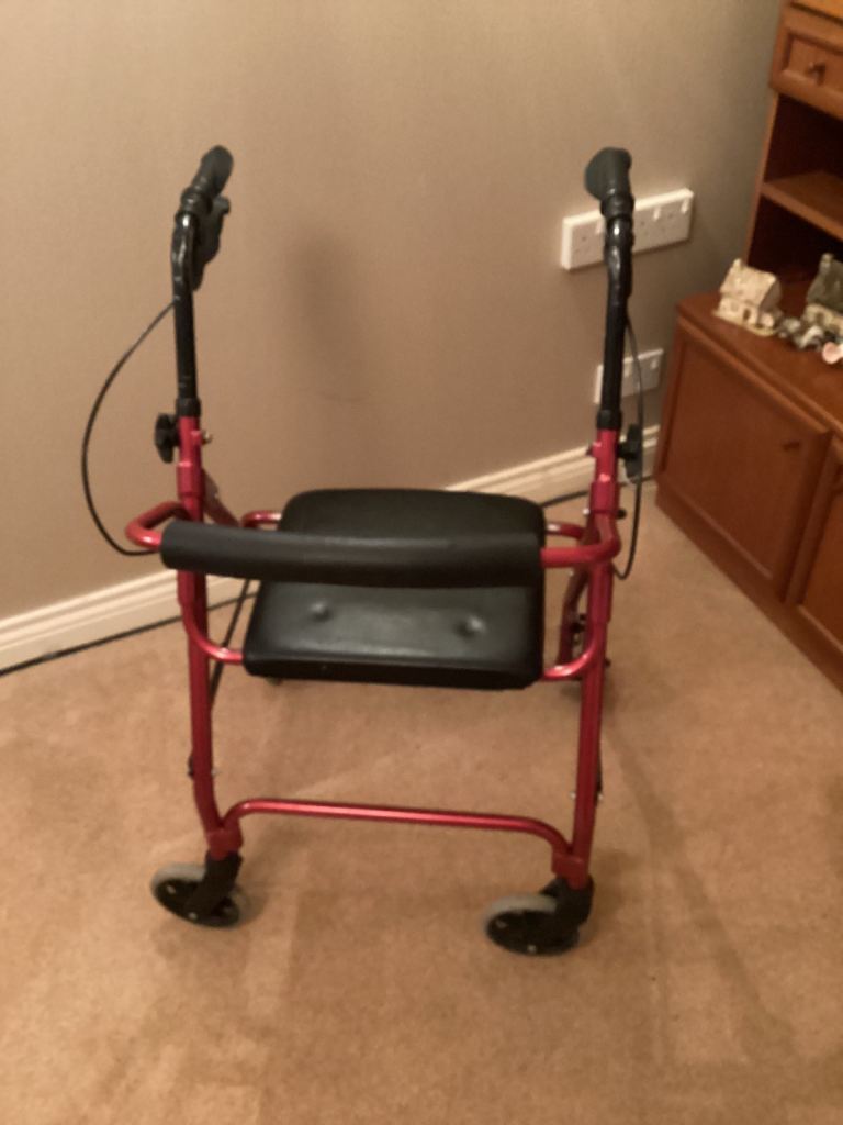 4 Wheel Walker (Rollator)