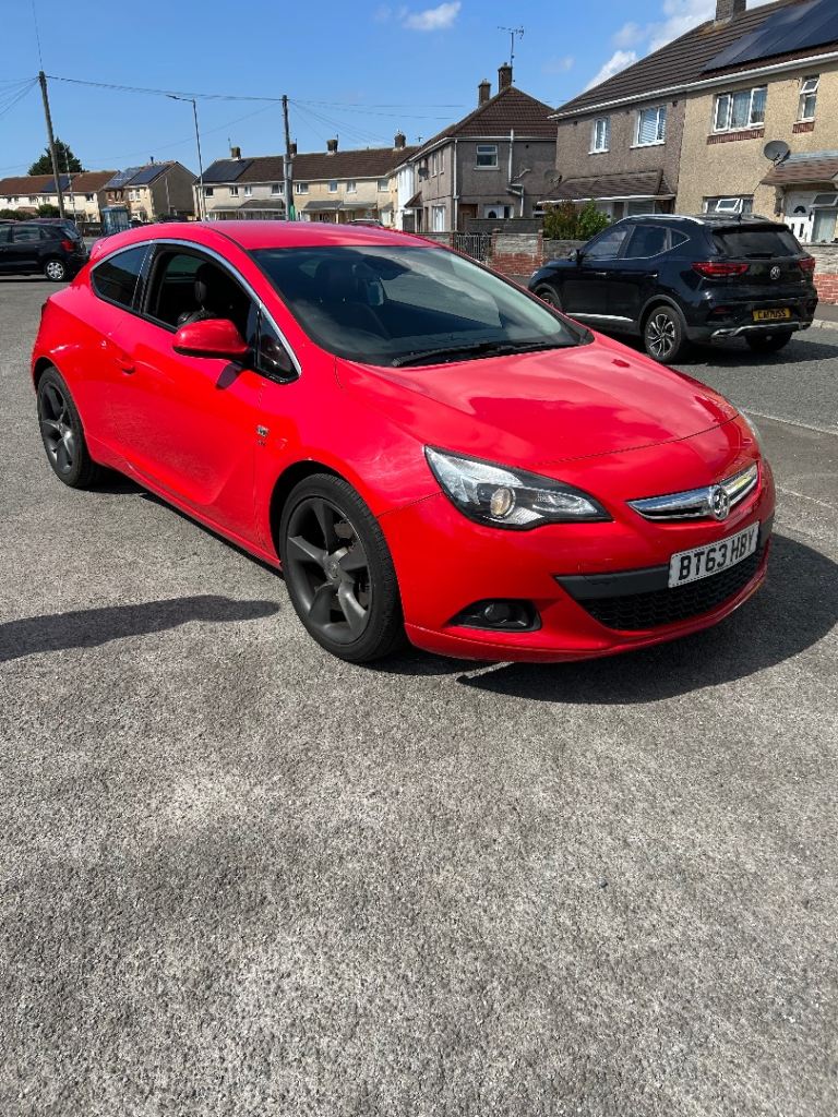 Vauxhall, ASTRA GTC, Hatchback, 2013, Manual, 1956 (cc), 3 doors