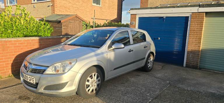 Vauxhall Astra 2009 1.8, Petrol, Automatic