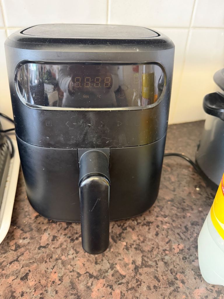 Tower Air Fryer - Black, Good Condition