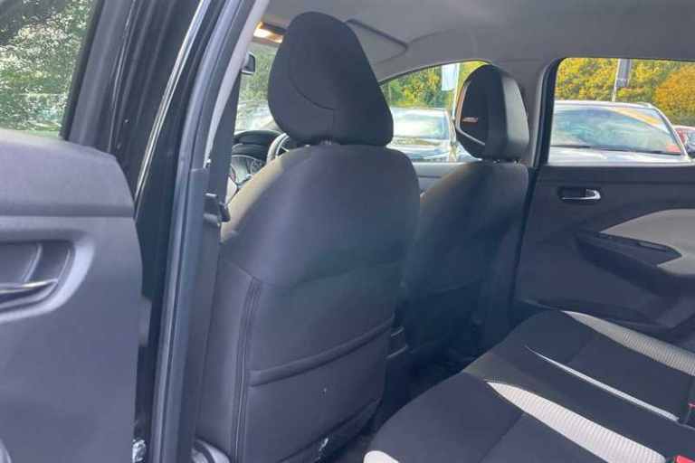 2019 Nissan Micra 1.0 DIG-T Tekna Hatchback 5dr Petrol Manual Euro 6 (s/s) (117 ps) Hatchback Pet...