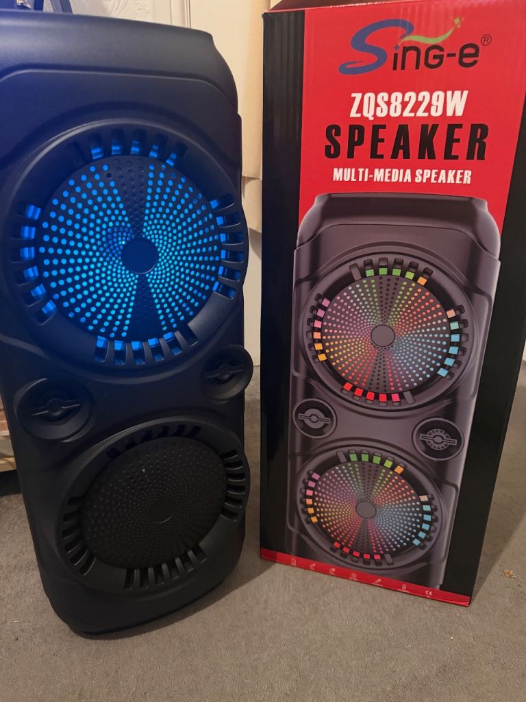 Sing-e ZQS8228W Multi-Media Speaker with Lights