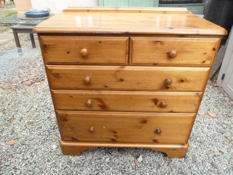 Ducal Five Drawer (3+2) Pine chest of drawers