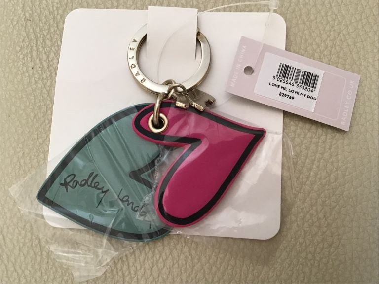 Radley London "Love Me Love My Dog" Leather Heart Keyring/Bag Charm BNWT 
