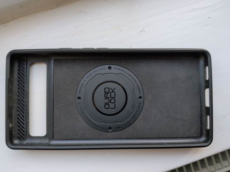 Quad Lock magnetic phone case Google Pixel8 