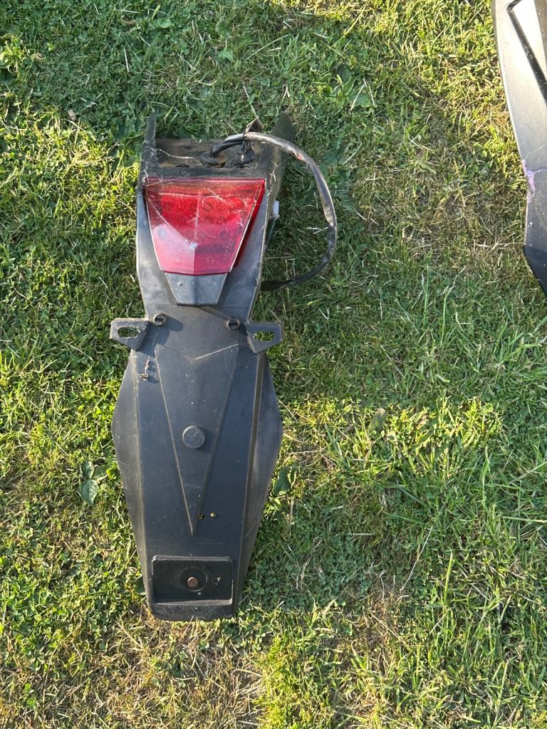 2012 lexmoto adrenaline back mudguard 