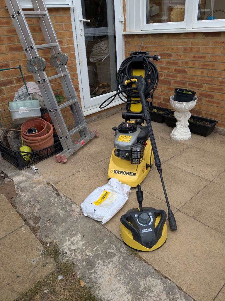 Karcher Pressure Washer with Patio Cleaner Attachment – Good Condition