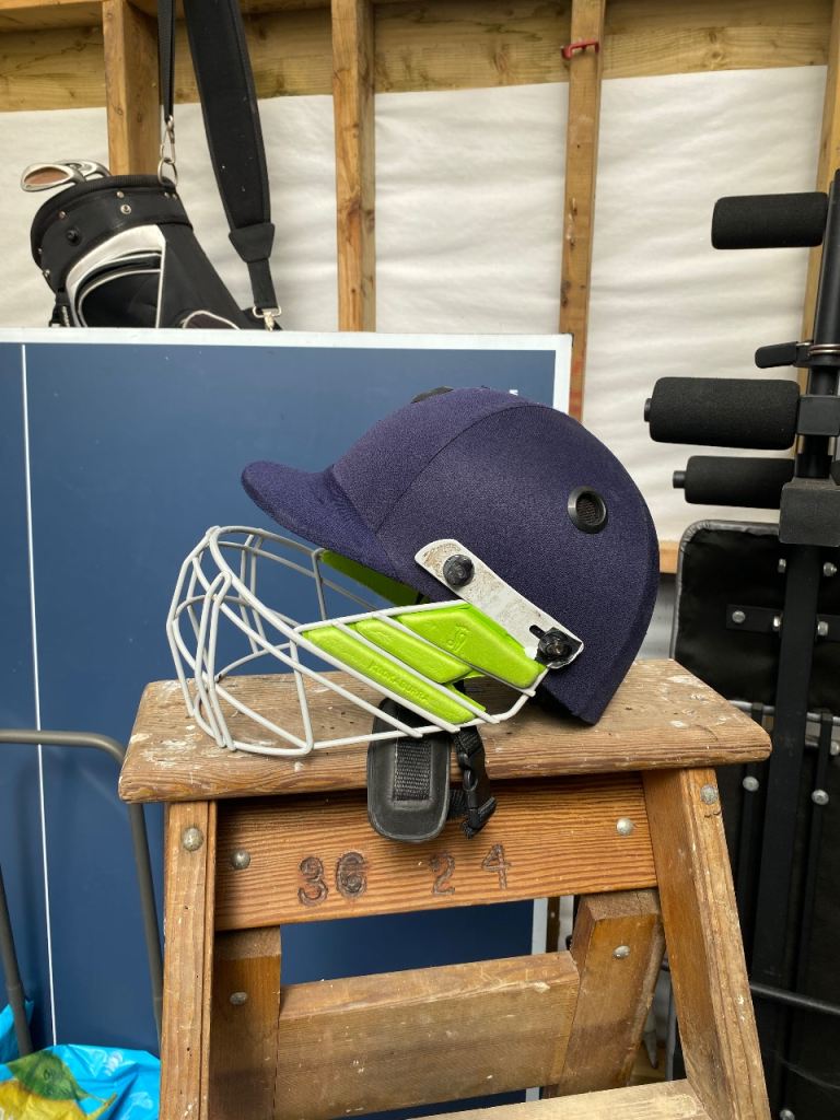 Kookaburra youth cricket helmet v good condition