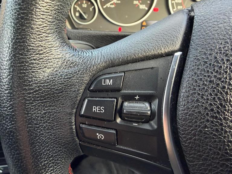 2018 BMW 3 Series 320i Sport 4dr SALOON PETROL Manual