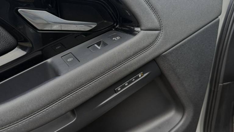 2019 Land Rover Range Rover Evoque 2.0 D180 R-Dynamic SE 5dr Auto ESTATE DIESEL Automatic