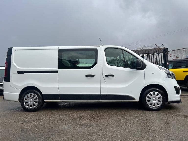 2018 Vauxhall Vivaro LWB Crew Cab seats x6 Euro 6 ulez no vat only £7999 6 seats