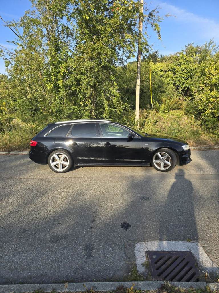 Audi A4 2.0 TDI Sline Avant (B8 generation) 2012 