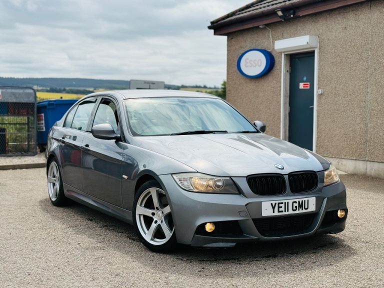 BMW, 3 SERIES, Saloon, 2011, Manual, 1995 (cc), 4 doors