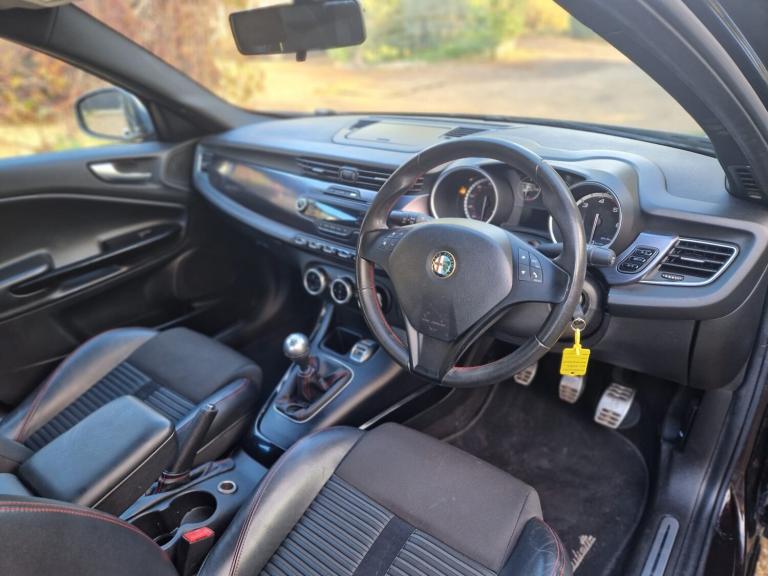 2012 Alfa Romeo Giulietta 2.0 JTDM-2 140 Veloce 5dr HATCHBACK Diesel Manual