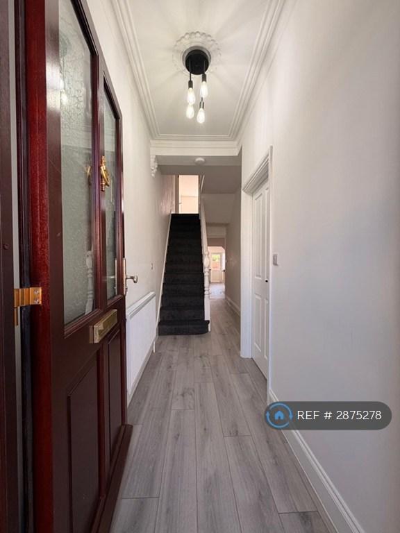 3 bedroom house in Courtland Avenue, Ilford, IG1 (3 bed) (#2875278)