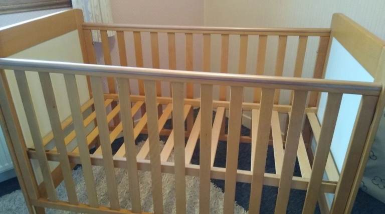 Mamas & Papas Solid wooden Cot Bed