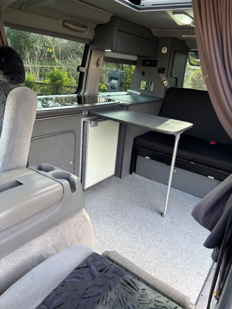 Mazda bongo 2002 aero model petrol/lpg side conversion campervan