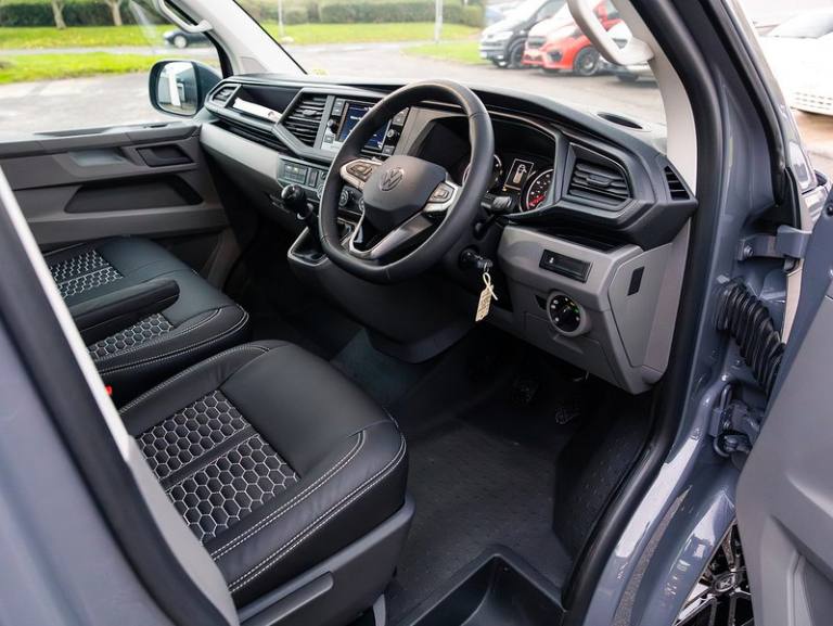 2024 Volkswagen Transporter TDI T28 Highline Panel Van Diesel Manual