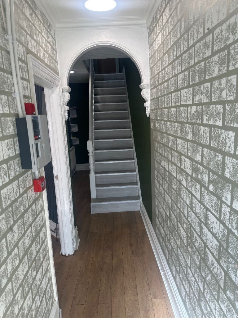 Room to let near luton town center 