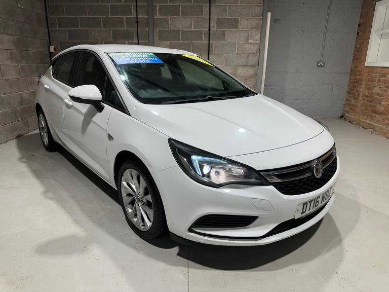 2016 Vauxhall Astra 1.4T 16V 125 Design 5dr HATCHBACK Petrol Manual