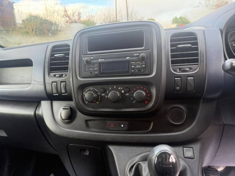 2016 Vauxhall Vivaro 1.6 CDTi 2900 ecoFLEX Panel Van 5dr Diesel Manual L2 H1 Euro 5 (s/s) (90 ps ...