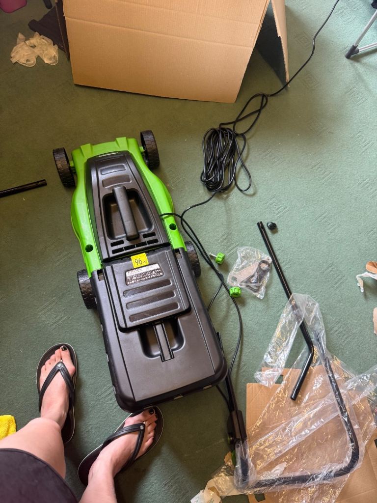 ToolTronix Electric Rotary Lawnmower 1000W Turbo Drive 30cm Steel cutter 25L Box