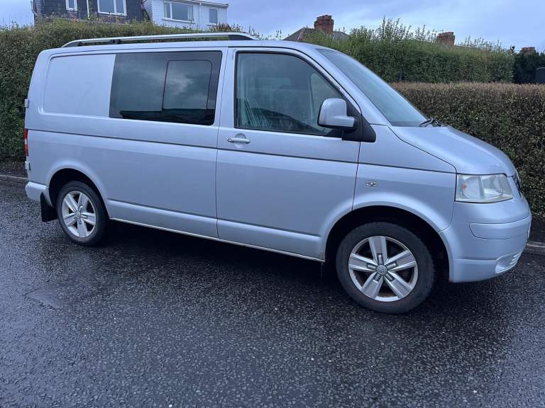 VW Transporter 2009 T32 130 TDI SWB Kombi 2461cc Diesel