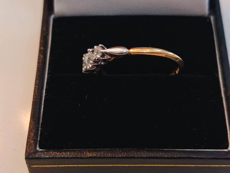 Diamond 18 carat & platinum gold ring
