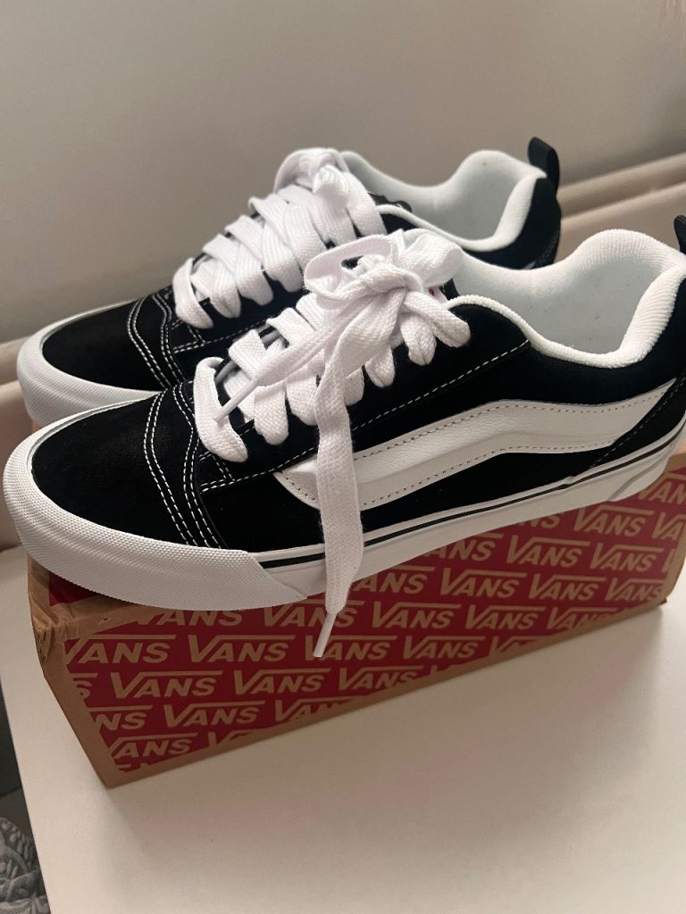Vans knu skool