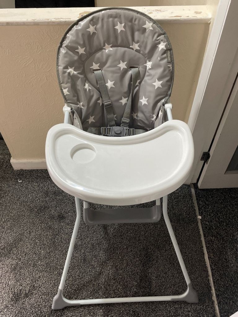 baby high chair/dinner chair