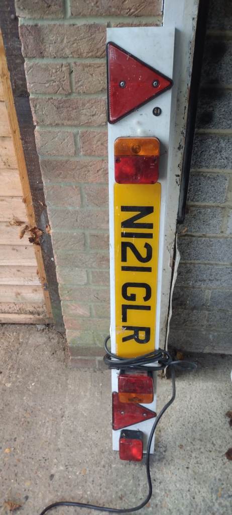 Trailer lighting board with cable with connector good condition good working order 